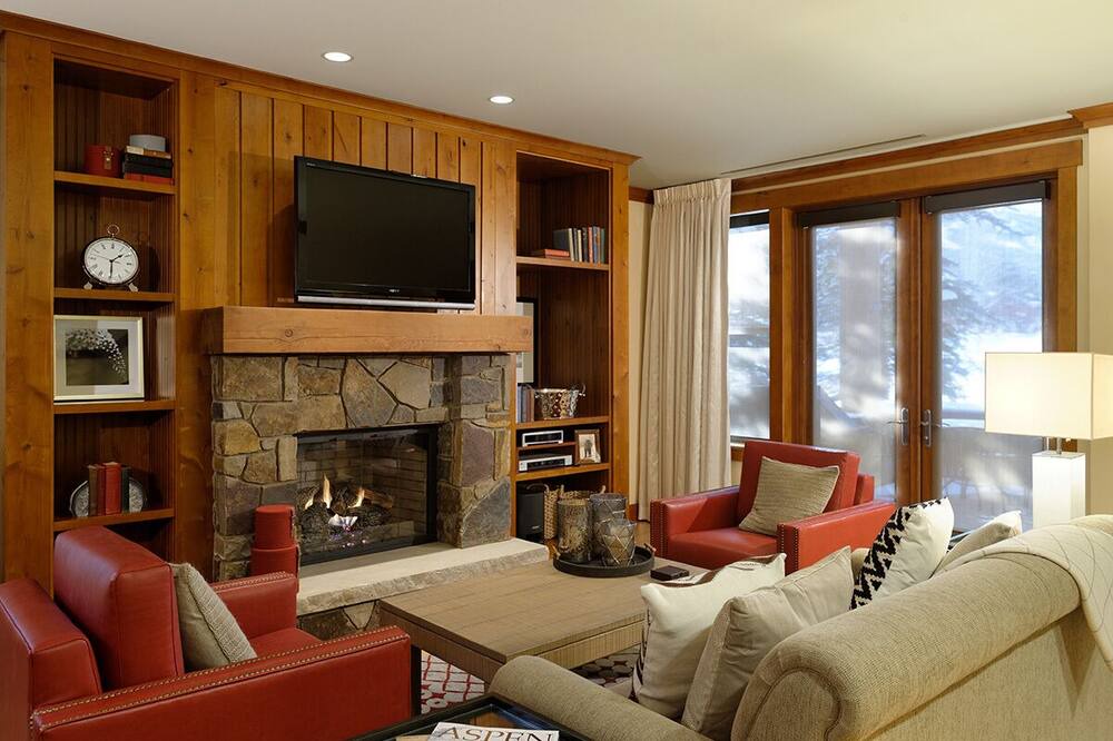 Photo of Livingroom in Snowmass Village