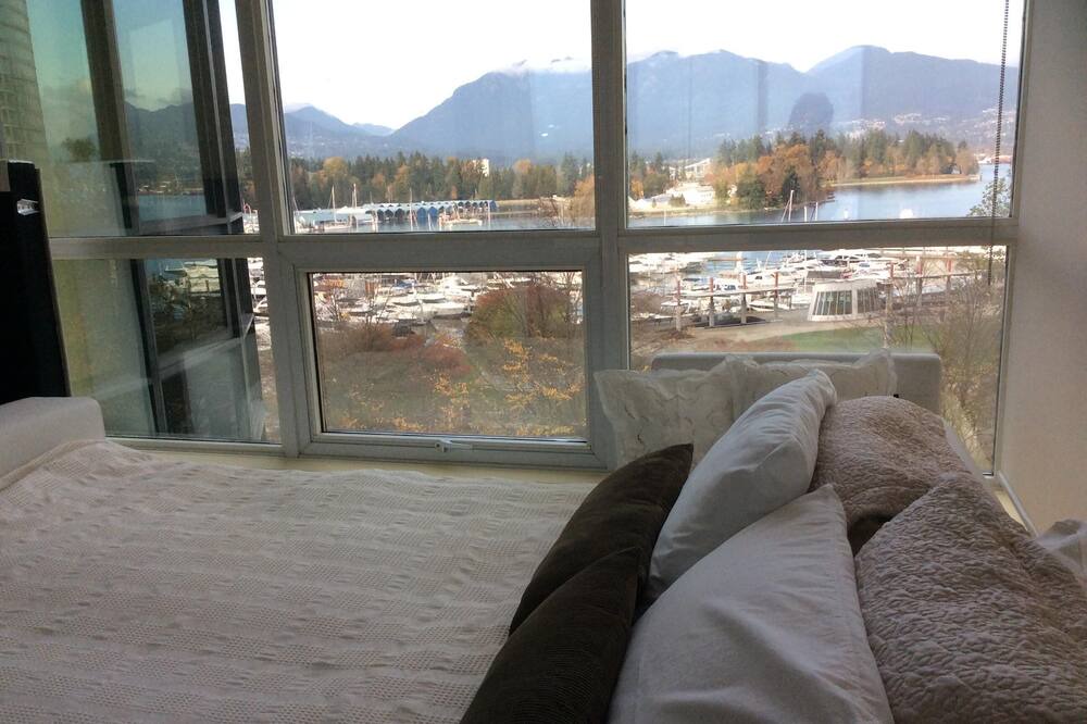 Photo of Bedroom in Coal Harbour