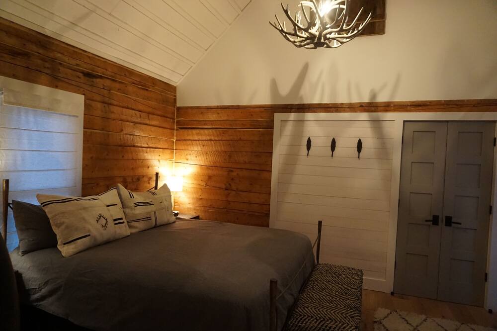 Photo of Bedroom in Crested Butte