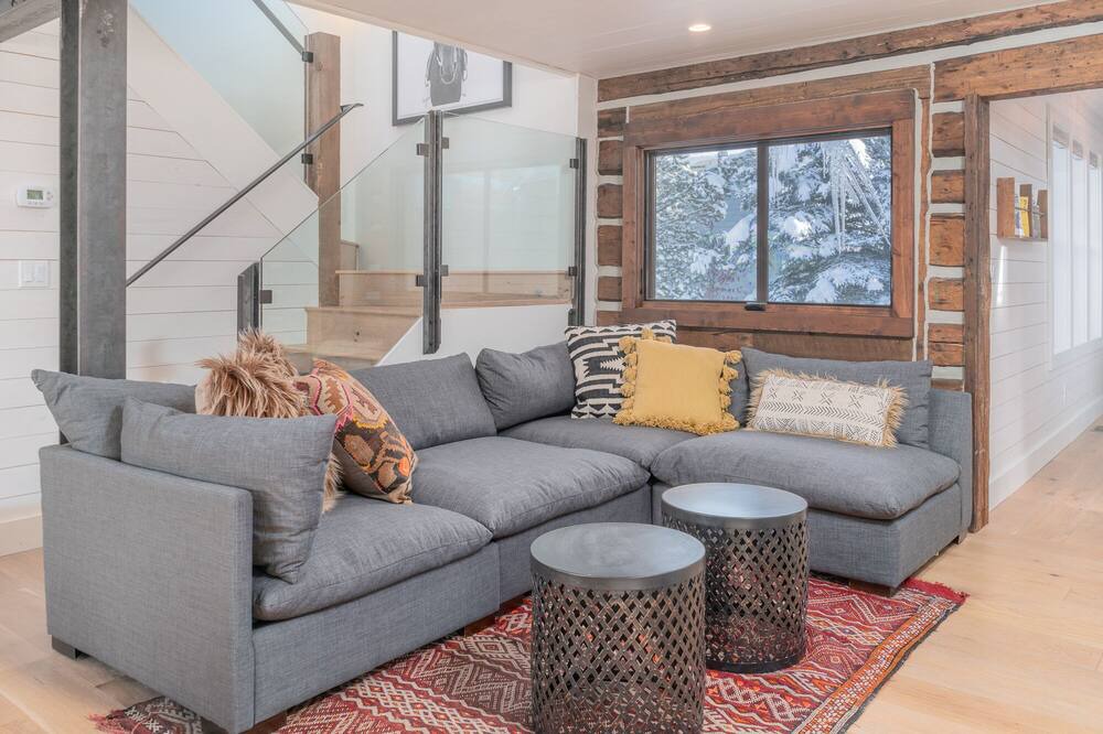Photo of Livingroom in Crested Butte