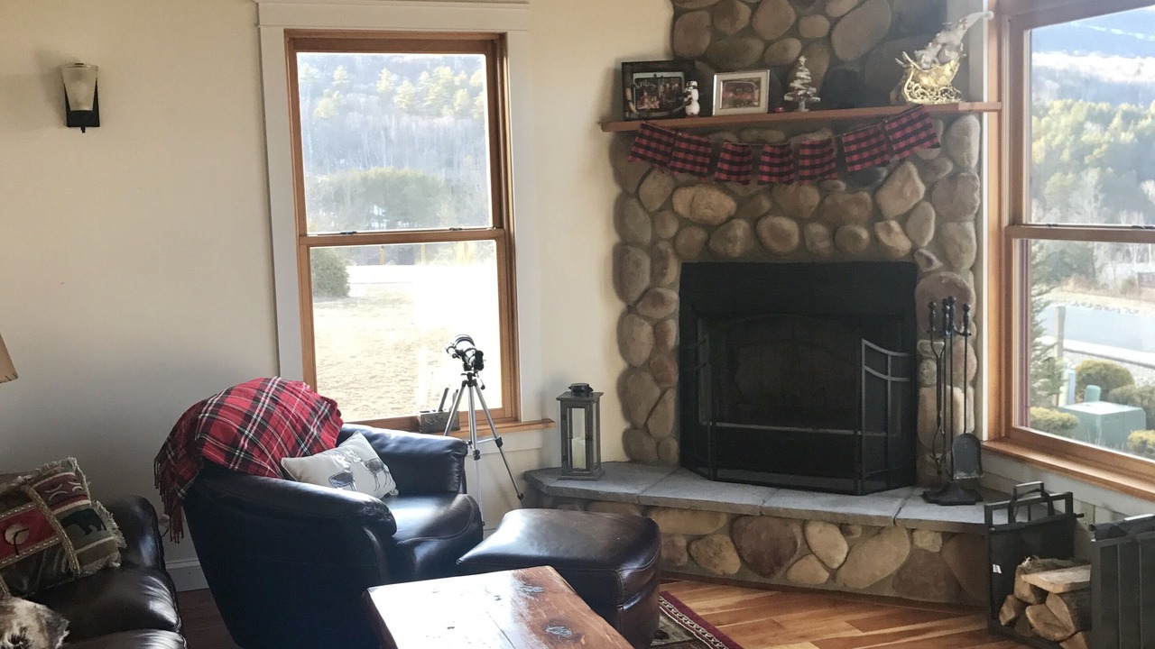 Photo of Livingroom in North Creek
