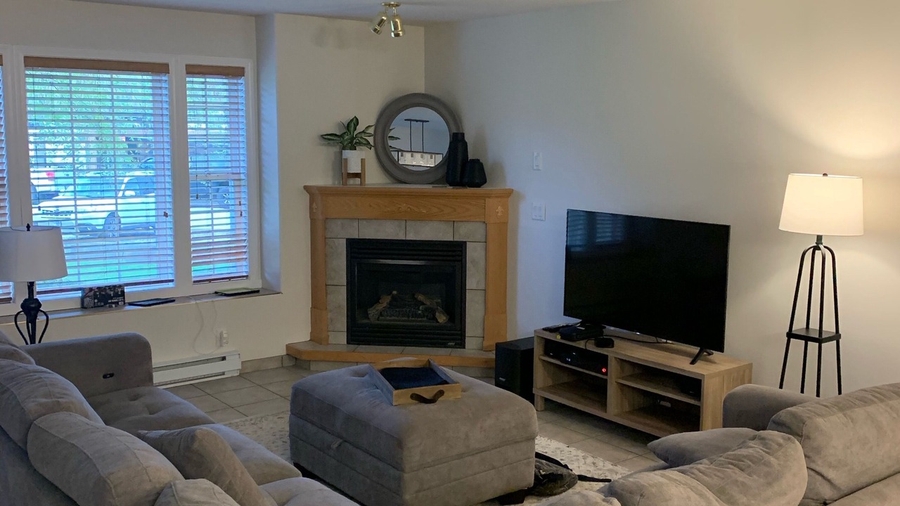 Photo of Livingroom in Okanagan-Similkameen
