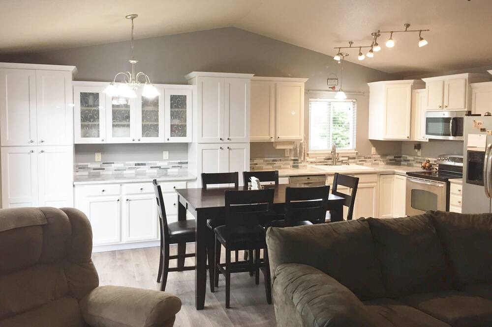 Photo of Livingroom in Piedmont