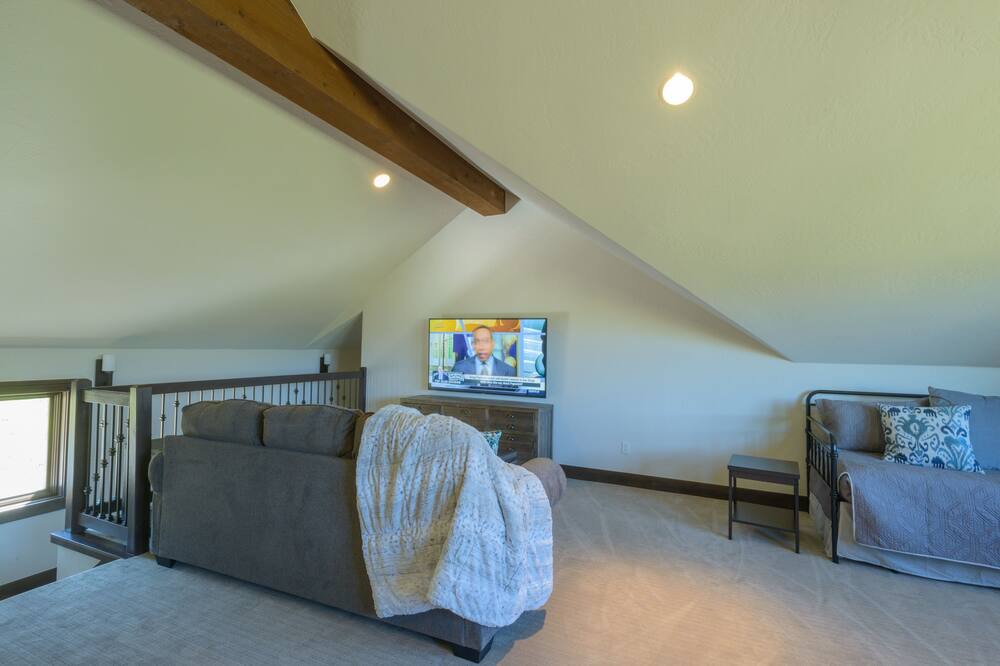 Photo of Bedroom in Crested Butte South