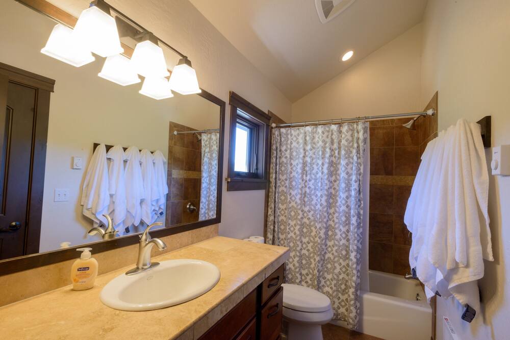 Photo of Bathroom in Crested Butte South
