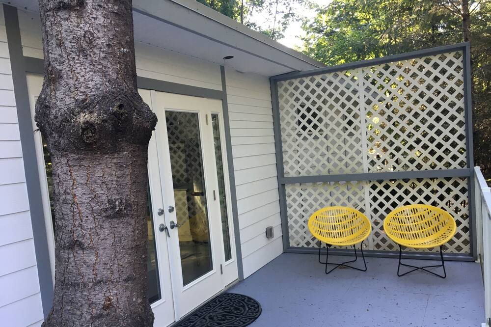Photo of Patio Balcony in Cobble Hill