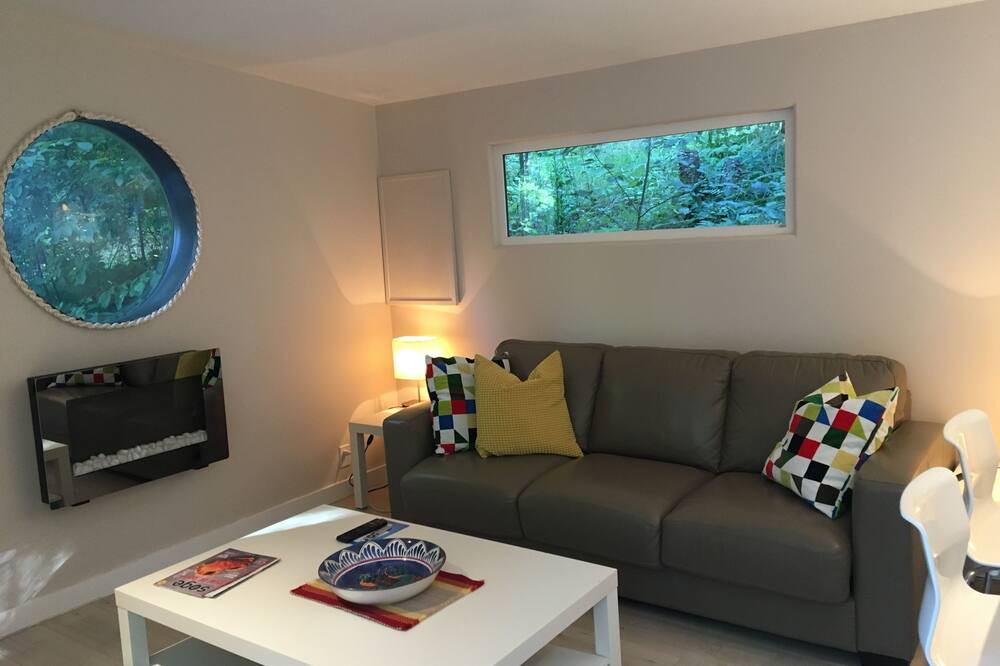 Photo of Livingroom in Cobble Hill