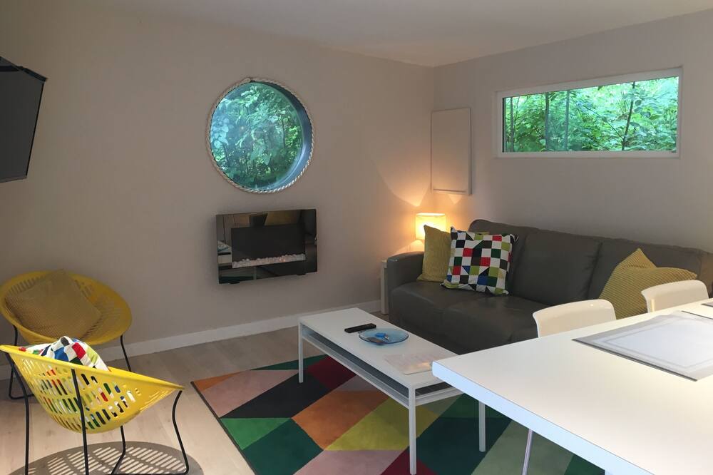 Photo of Livingroom in Cobble Hill