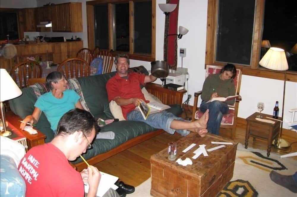 Photo of Livingroom in Greensboro