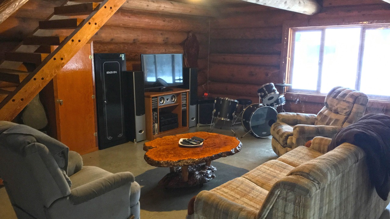 Photo of Livingroom in Pemberton