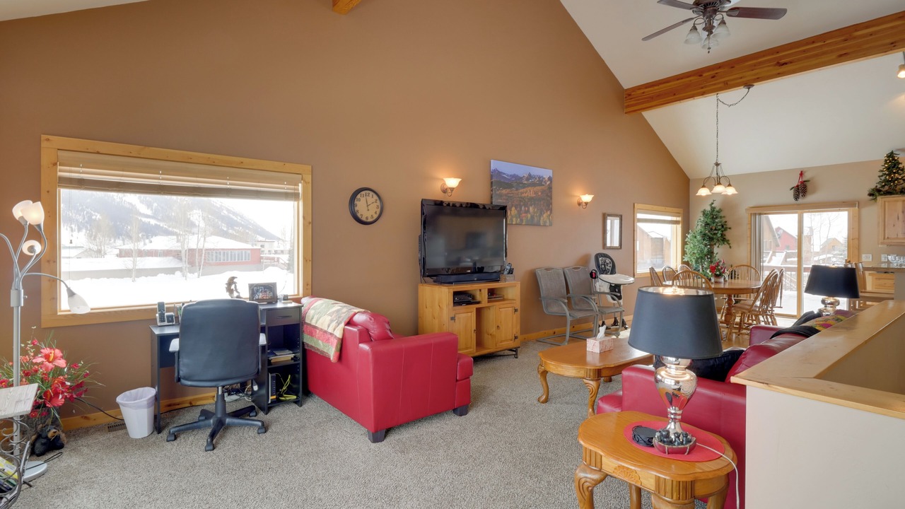 Photo of Livingroom in Crested Butte South