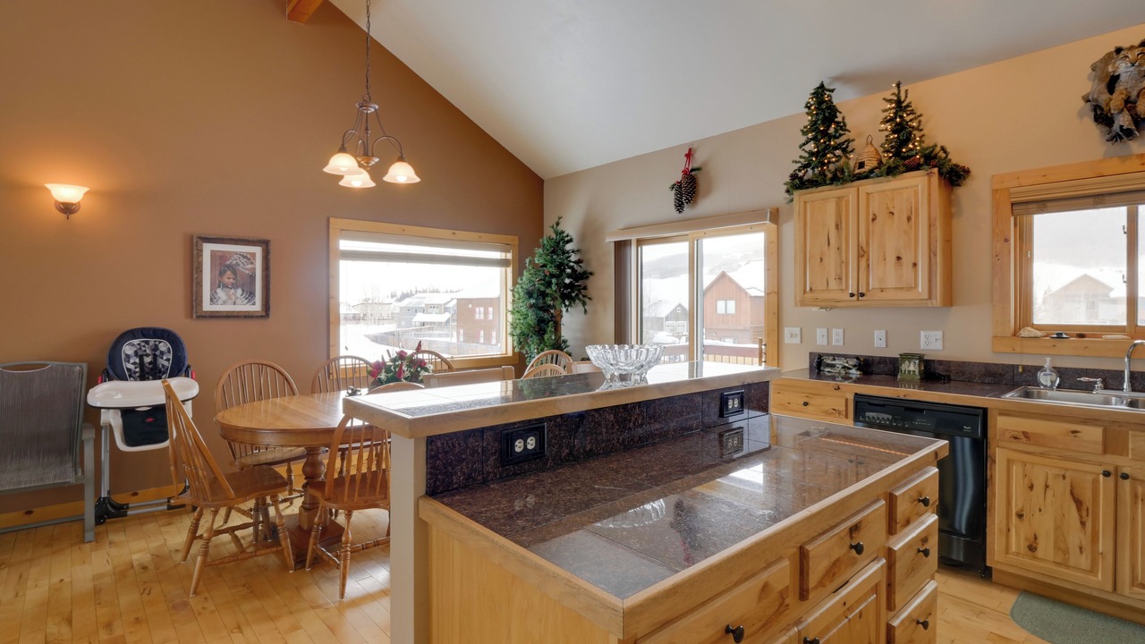 Photo of Kitchen in Crested Butte South
