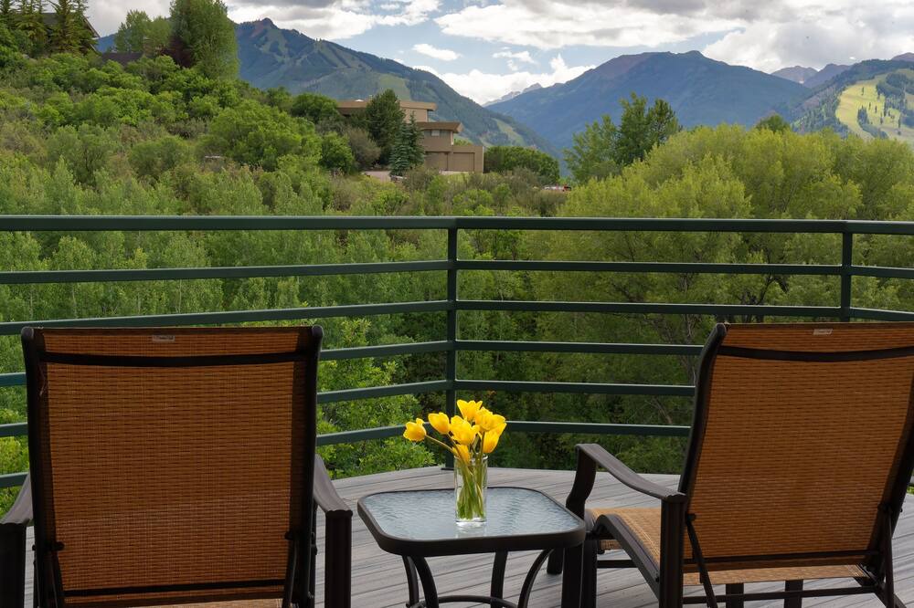 Photo of Patio Balcony in Red Mountain