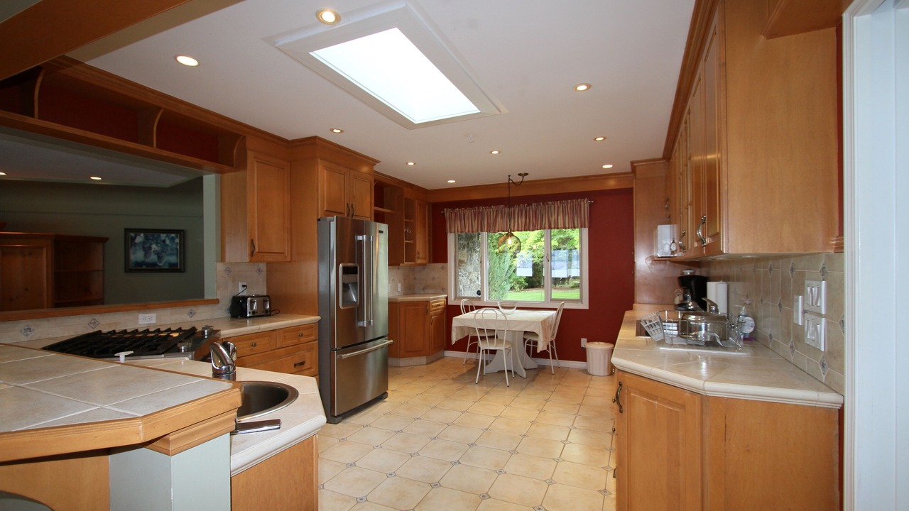 Photo of Kitchen in Okanagan-Similkameen