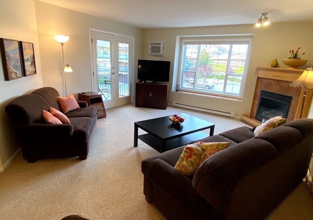 Photo of Livingroom in Okanagan-Similkameen