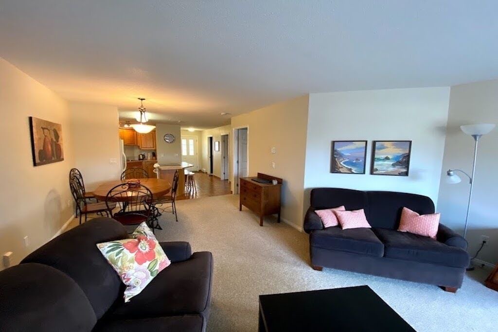 Photo of Livingroom in Okanagan-Similkameen