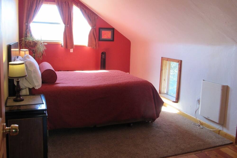 Photo of Bedroom in Crestone