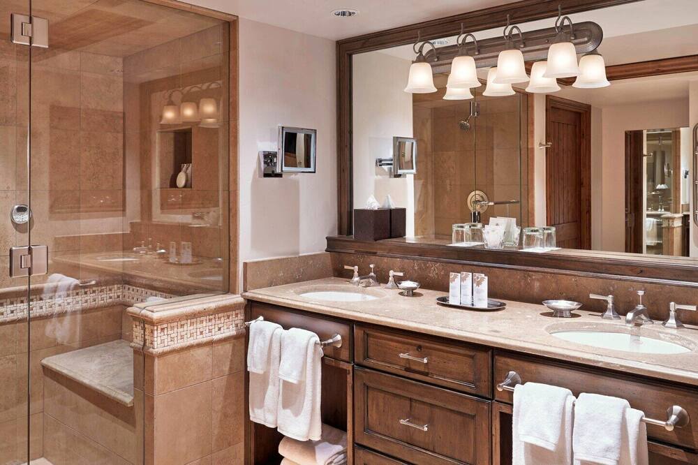 Photo of Bathroom in Aspen