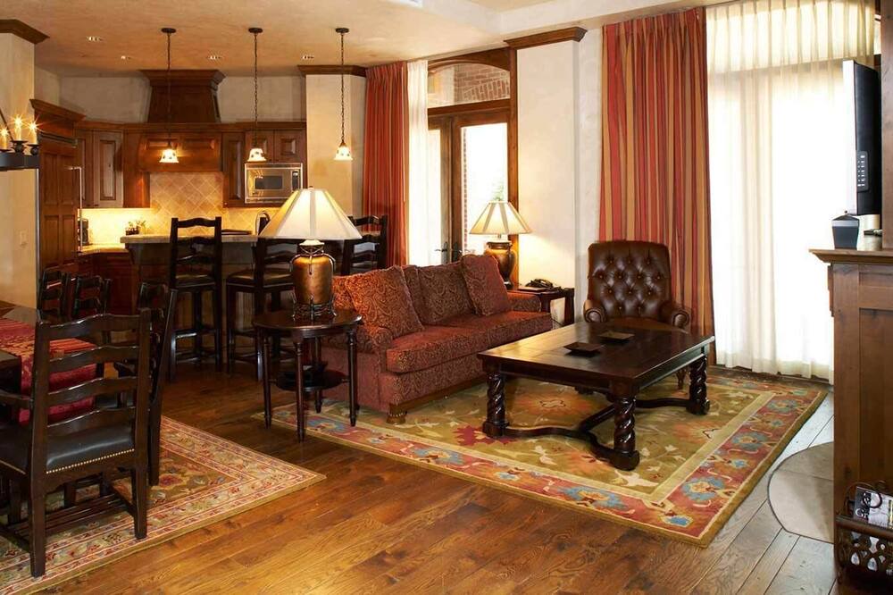 Photo of Livingroom in Downtown
