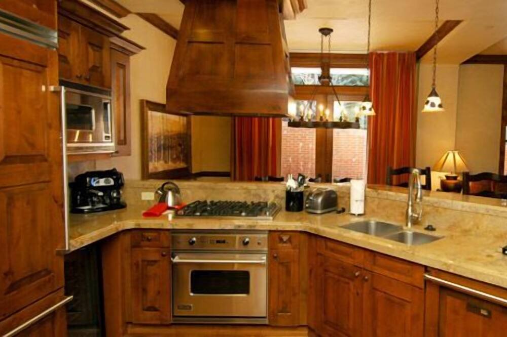 Photo of Kitchen in Downtown