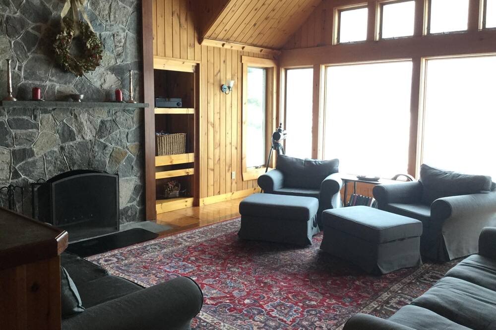 Photo of Livingroom in Whitefield