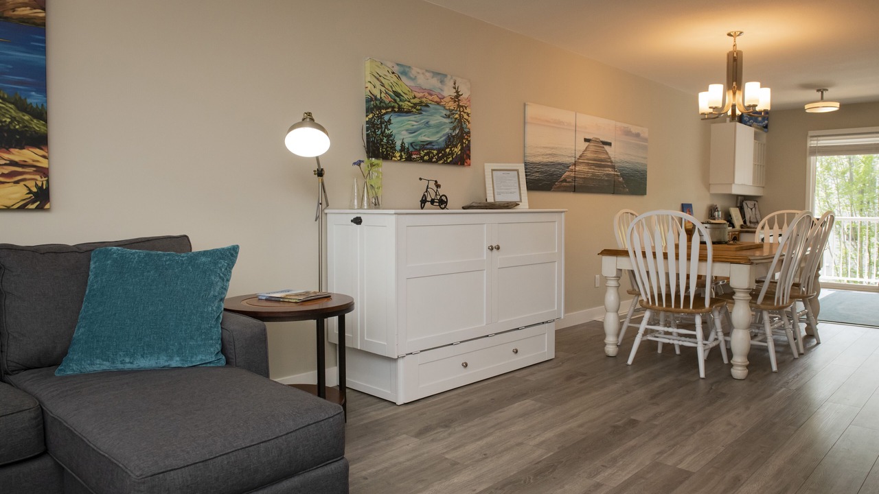 Photo of Livingroom in Okanagan-Similkameen