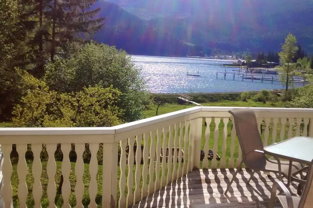 Photo of Patio Balcony in Sicamous