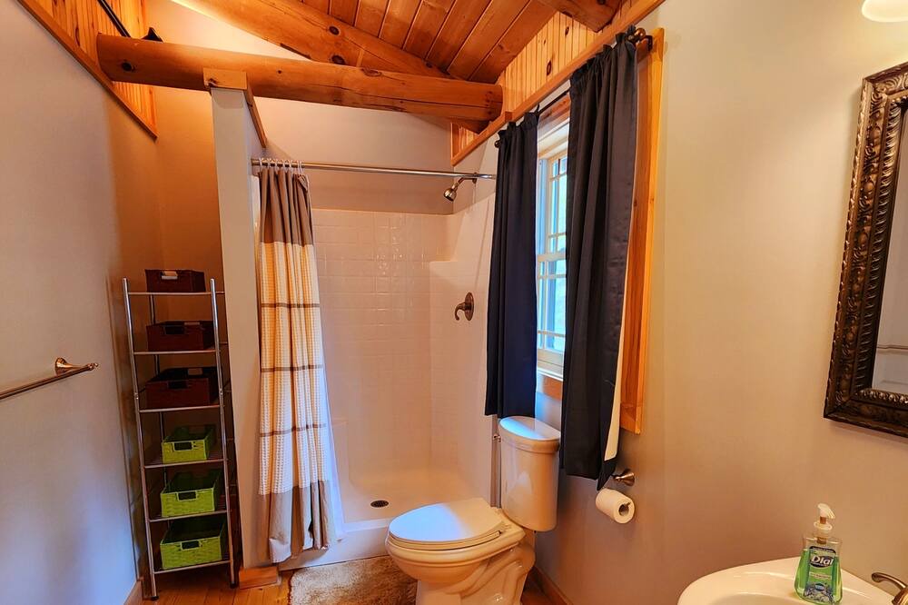 Photo of Bathroom in Corinth