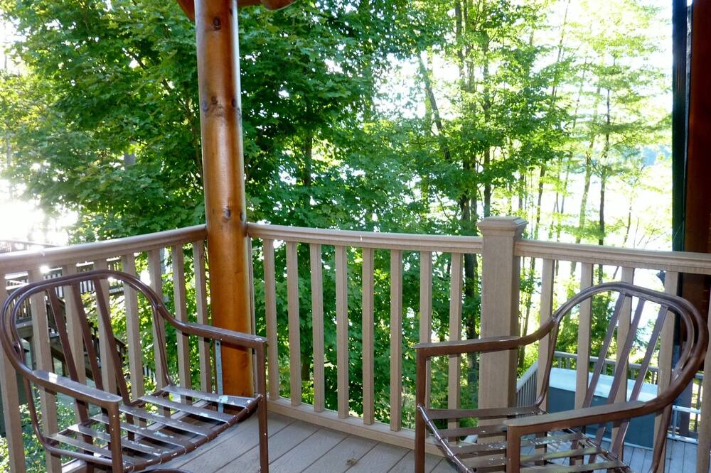 Photo of Patio Balcony in Corinth