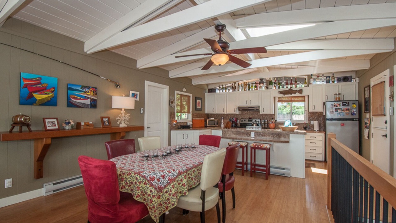 Photo of Livingroom in Regional District of Nanaimo