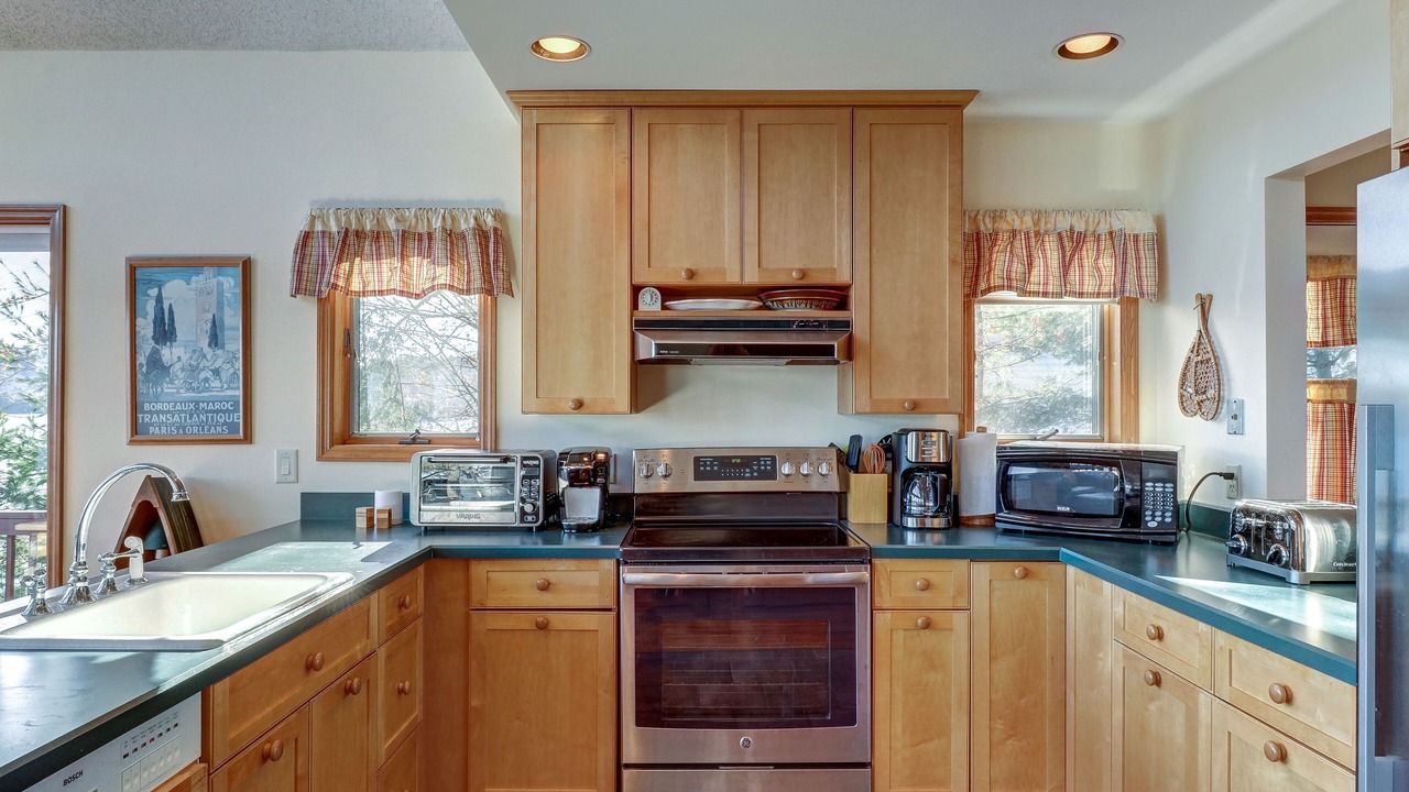 Photo of Kitchen in Schroon Lake