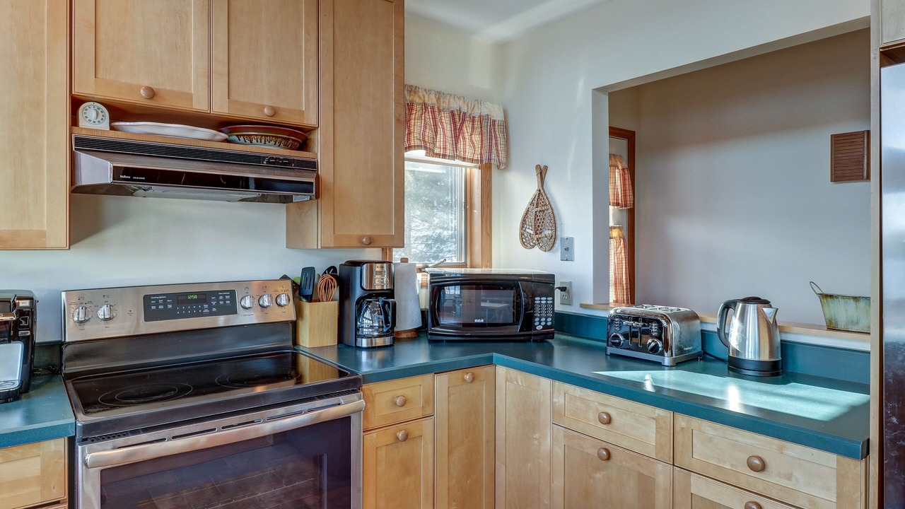 Photo of Kitchen in Schroon Lake