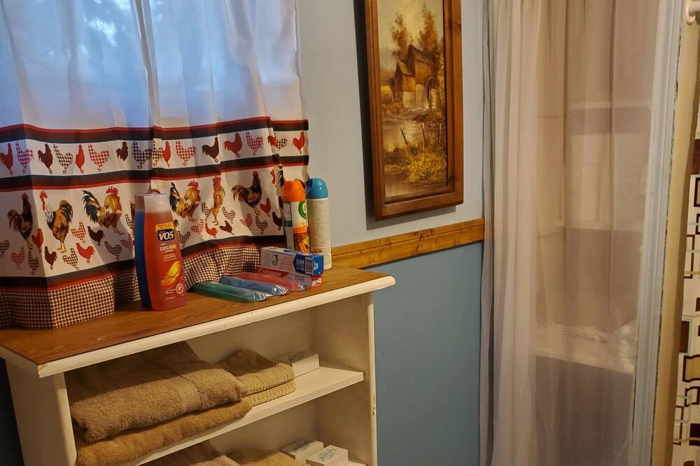 Photo of Bedroom in Groveton
