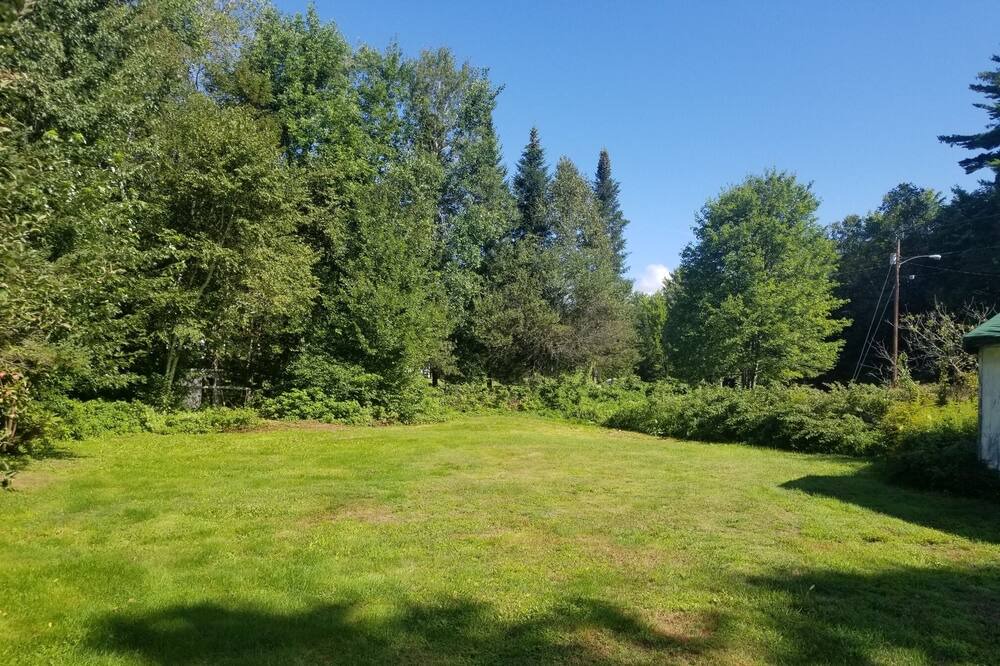 Photo of Outdoor in Groveton