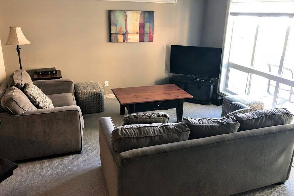 Photo of Livingroom in Central Okanagan