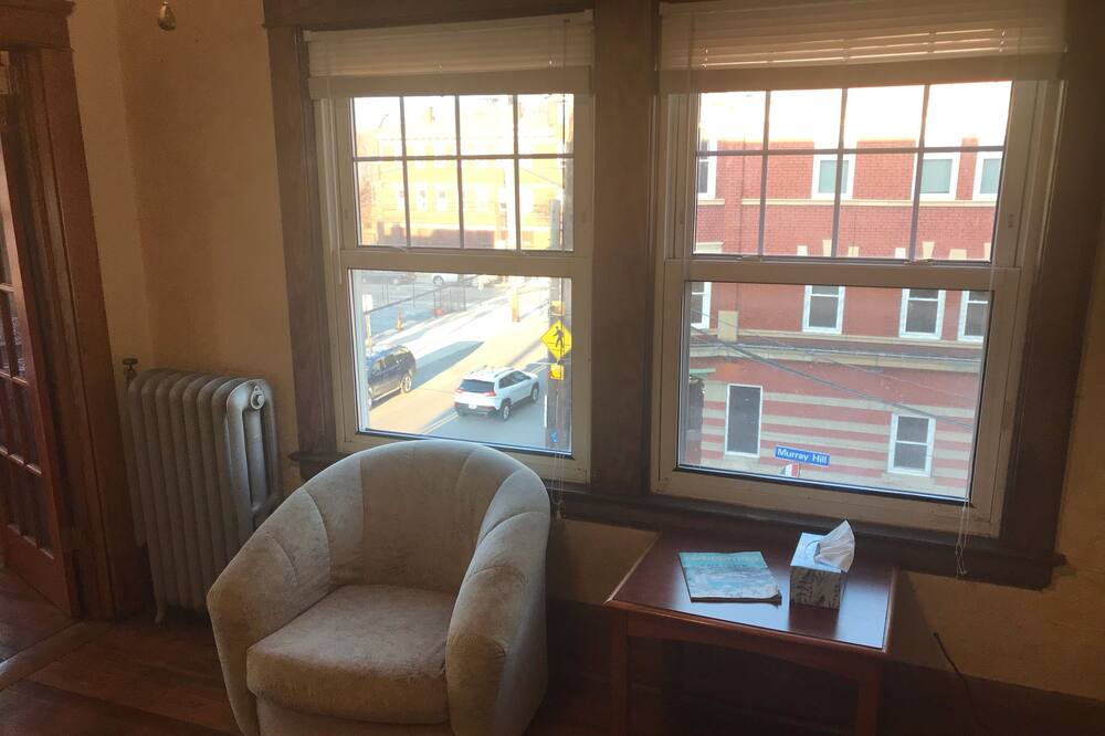 Photo of Livingroom in Little Italy