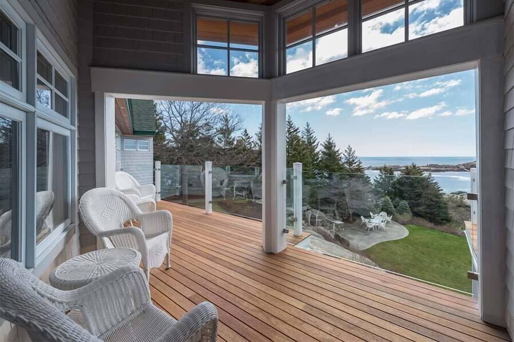 Photo of Patio Balcony in York Beach