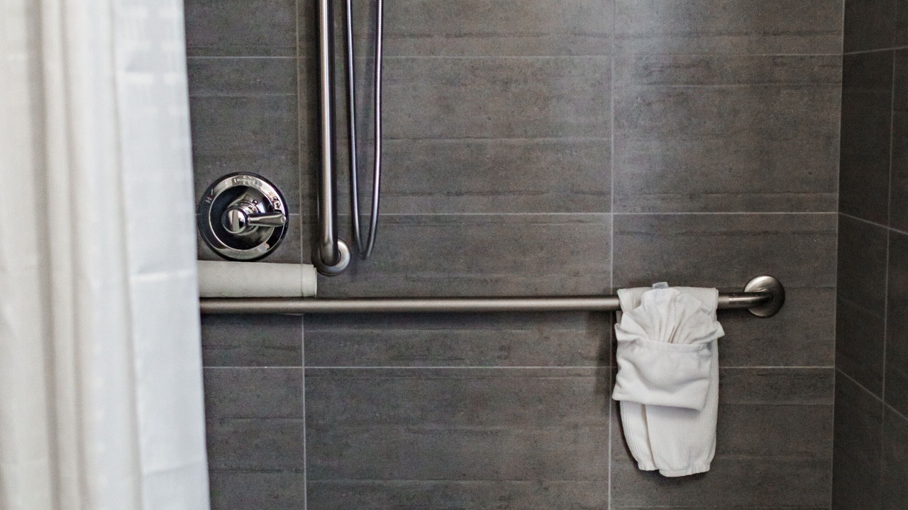 Photo of Bathroom in Leduc