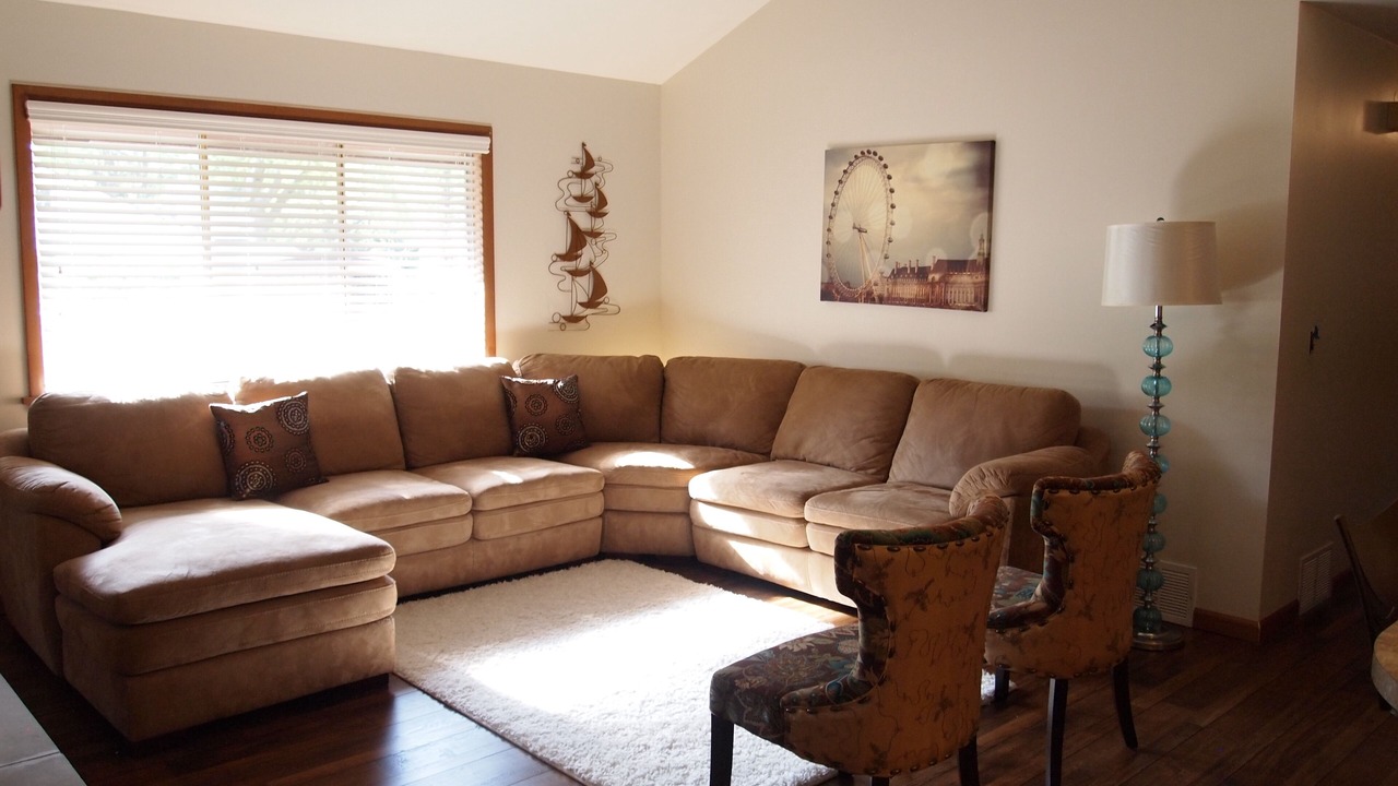 Photo of Livingroom in Gloria Glens Park