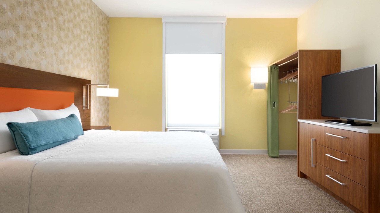 Photo of Bedroom in Middleburg Heights