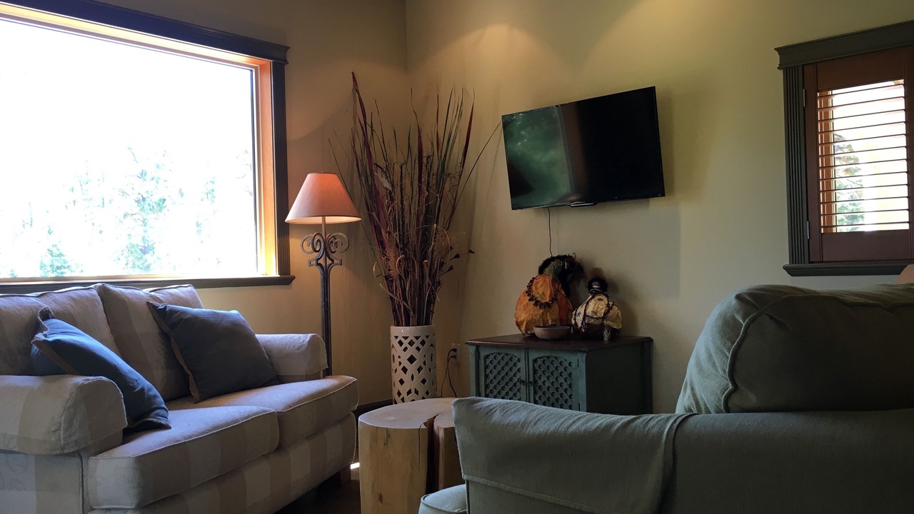 Photo of Bedroom in Okanagan-Similkameen