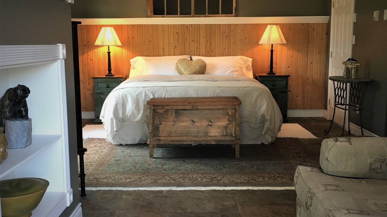 Photo of Bedroom in Okanagan-Similkameen