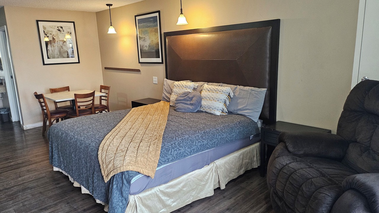 Photo of Bedroom in Laramie
