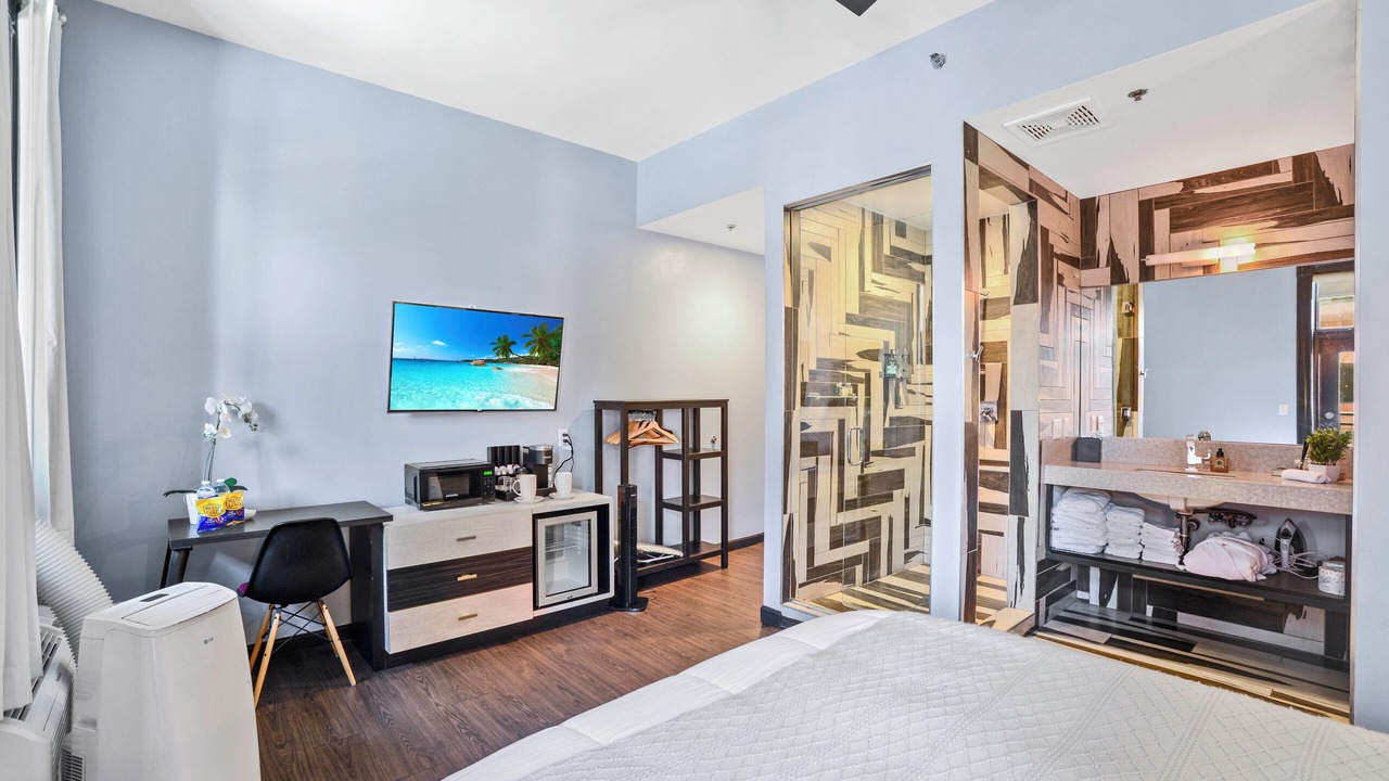 Photo of Bathroom in LoDo
