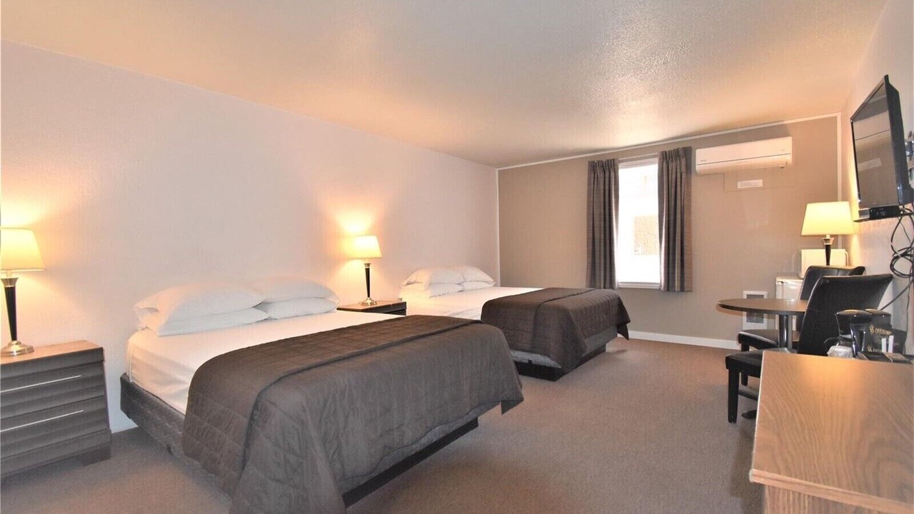 Photo of Bedroom in Maple Creek