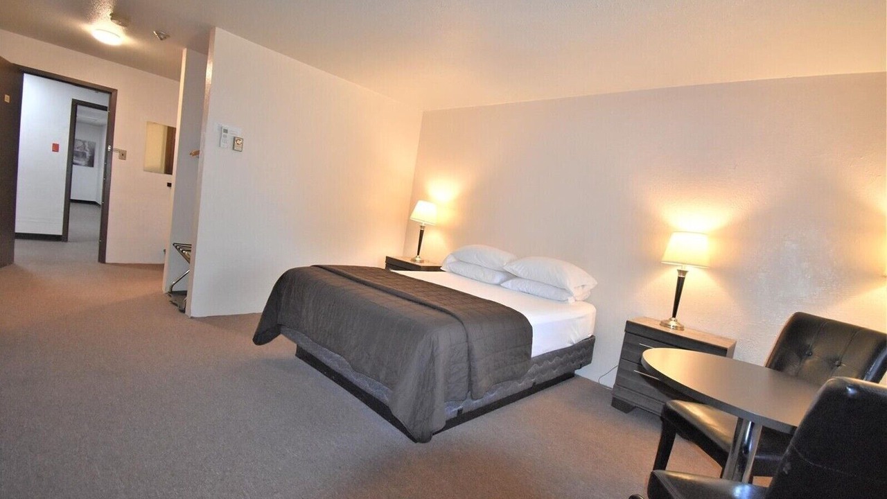 Photo of Bedroom in Maple Creek