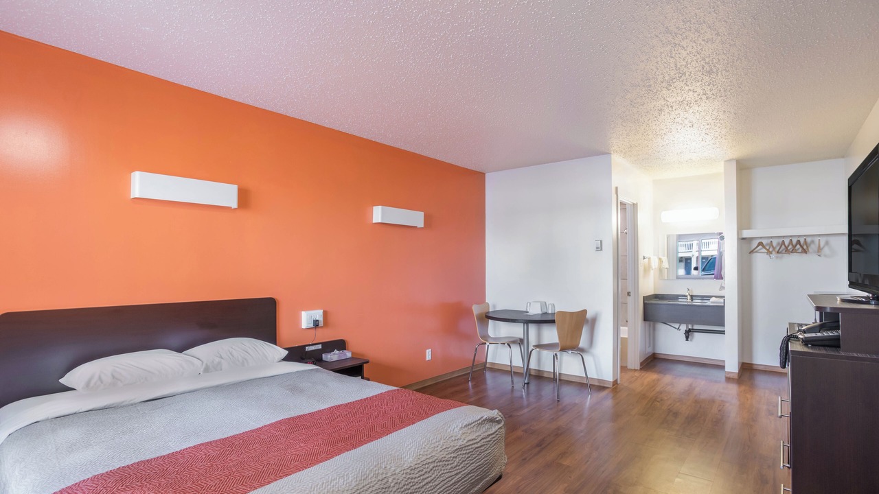 Photo of Bedroom in Camrose