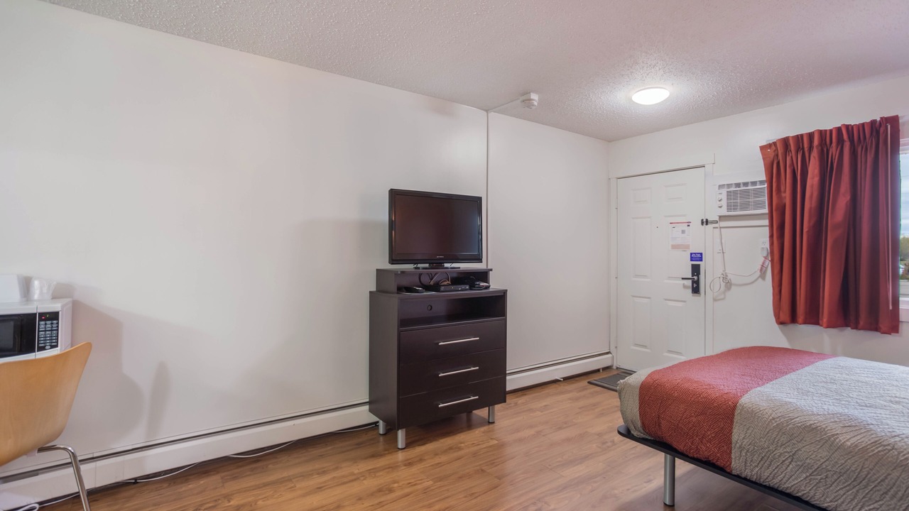 Photo of Bedroom in Camrose