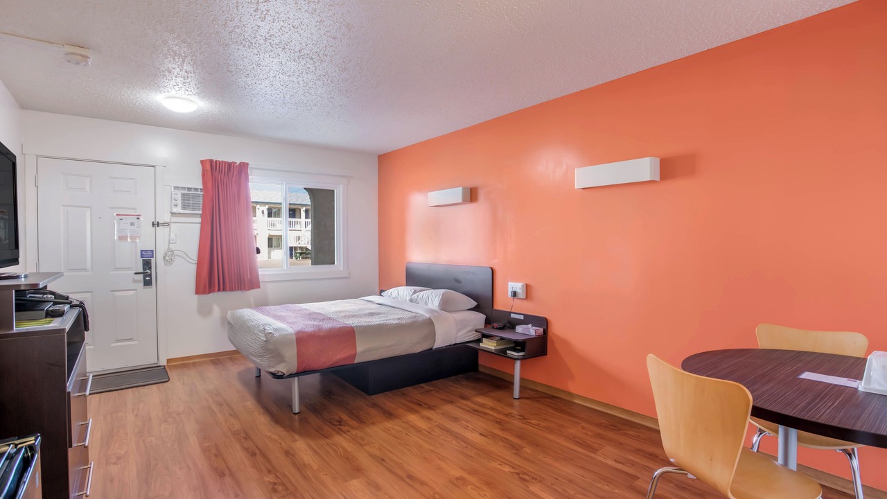 Photo of Bedroom in Camrose