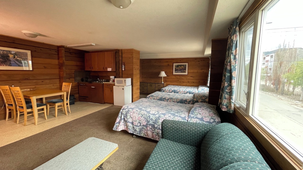 Photo of Bedroom in Sylvan Lake
